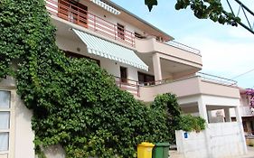 Apartments And Rooms By The Sea Tisno, Murter - 5106